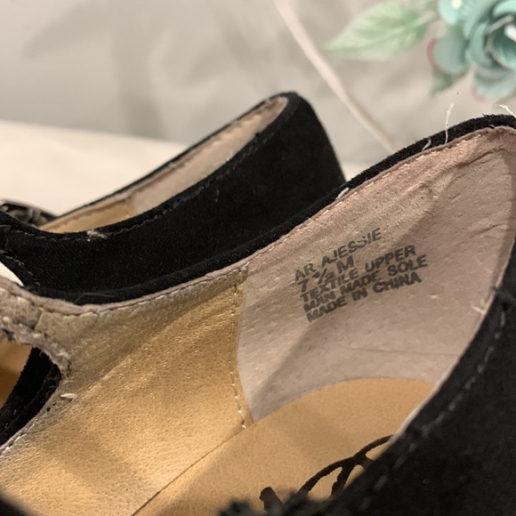 American Rag heels - Picture 5 of 9